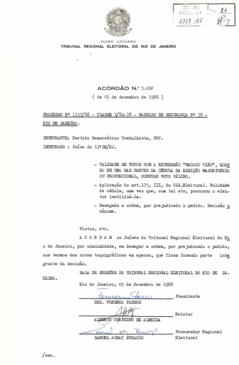 Acórdão nº 5.692 do TRE-RJ, de dezembro de 1988, sobre a nulidade de cédulas com a expressão Macaco Tião.